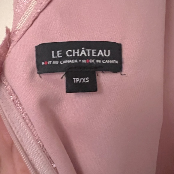 Beautiful pink lace dress. - Picture 6 of 8